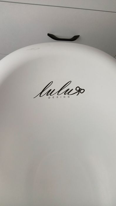 Wanienka że stojakiem lulu