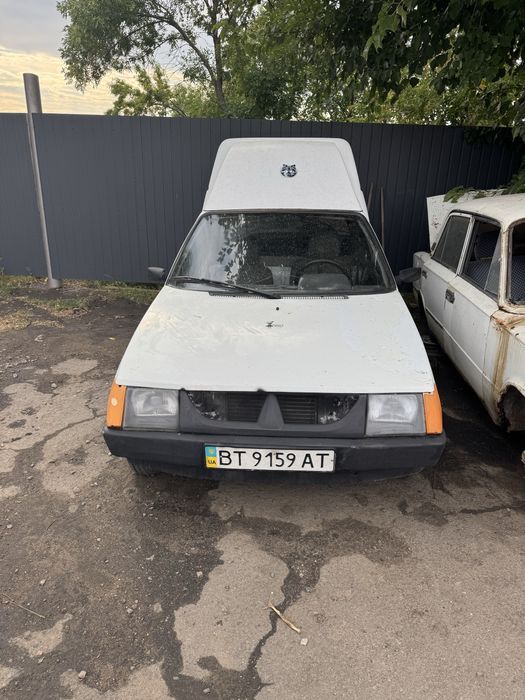 Заз таврія пікап