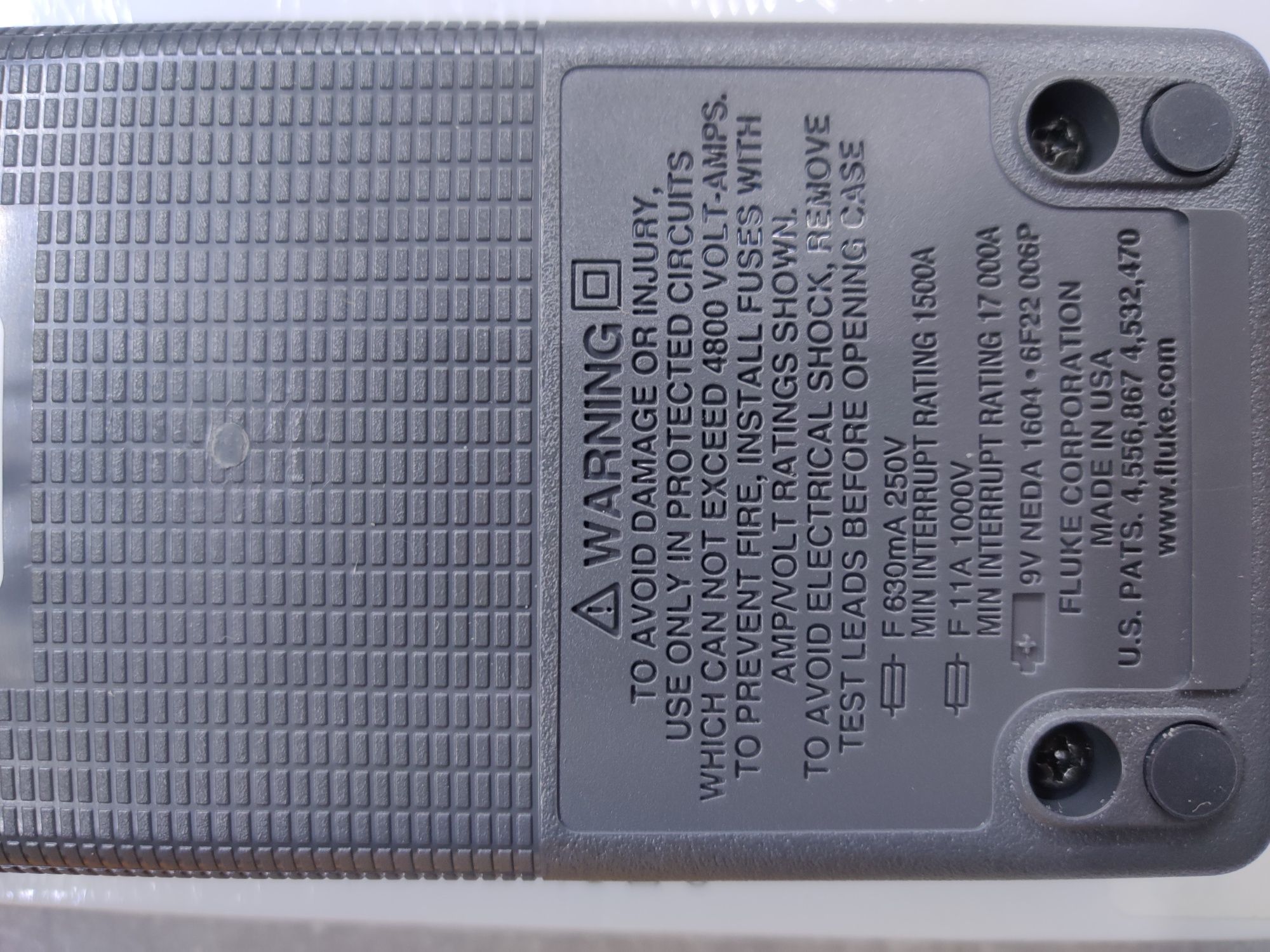 Профессиональный мультиметр Fluke 70/73