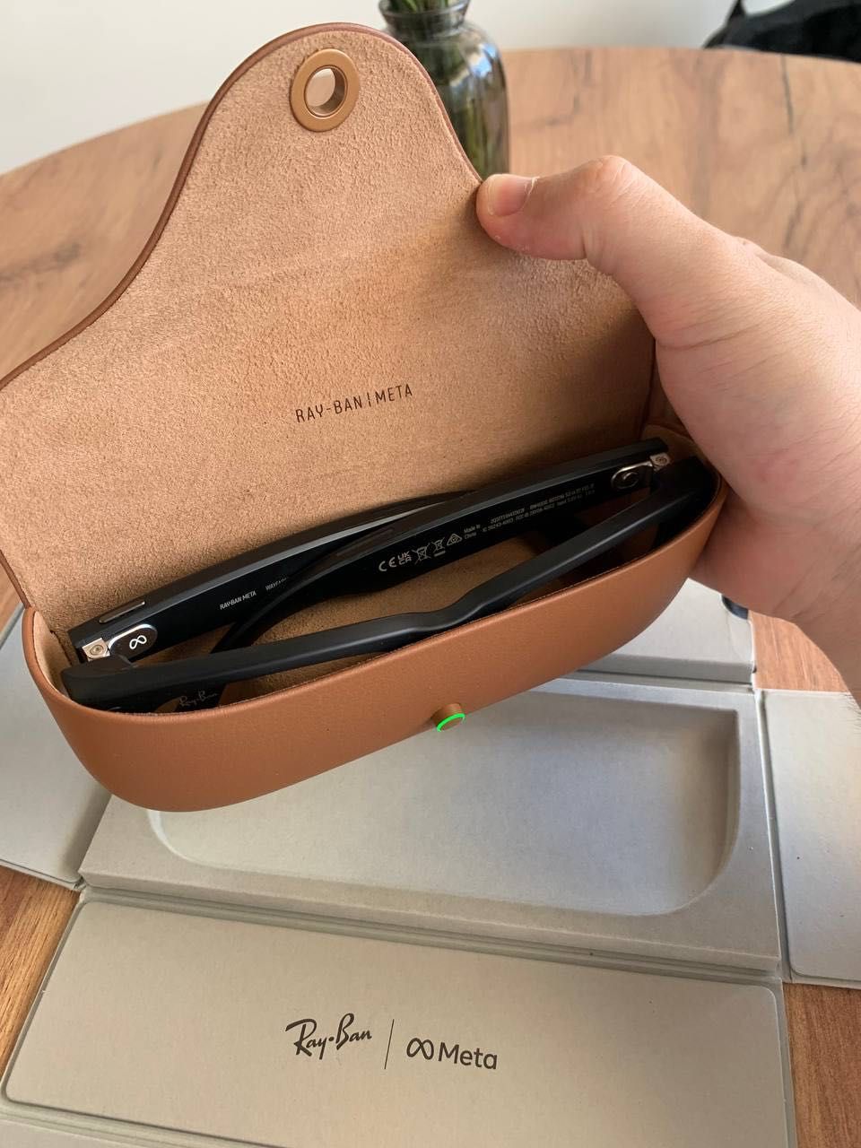 Смарт-окуляри Ray-Ban Meta Wayfarer MATTE BLACK TRANSITIONS GREEN