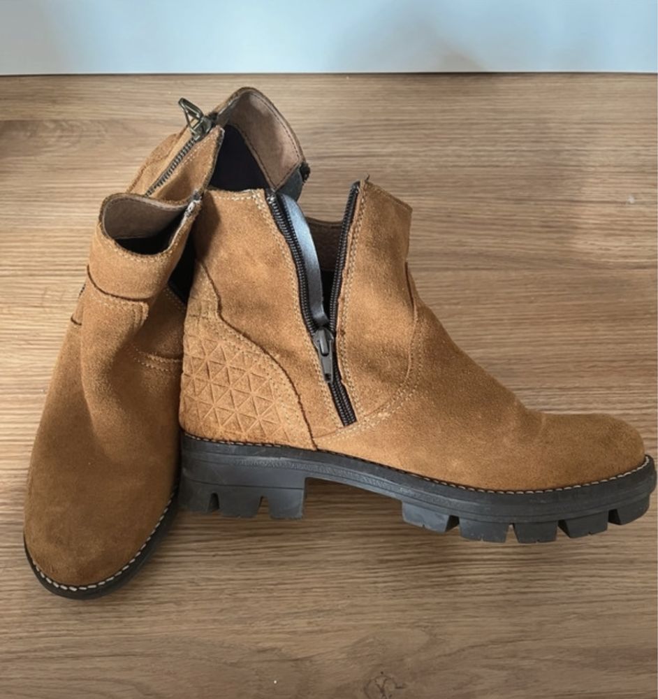 Botas camel camurça