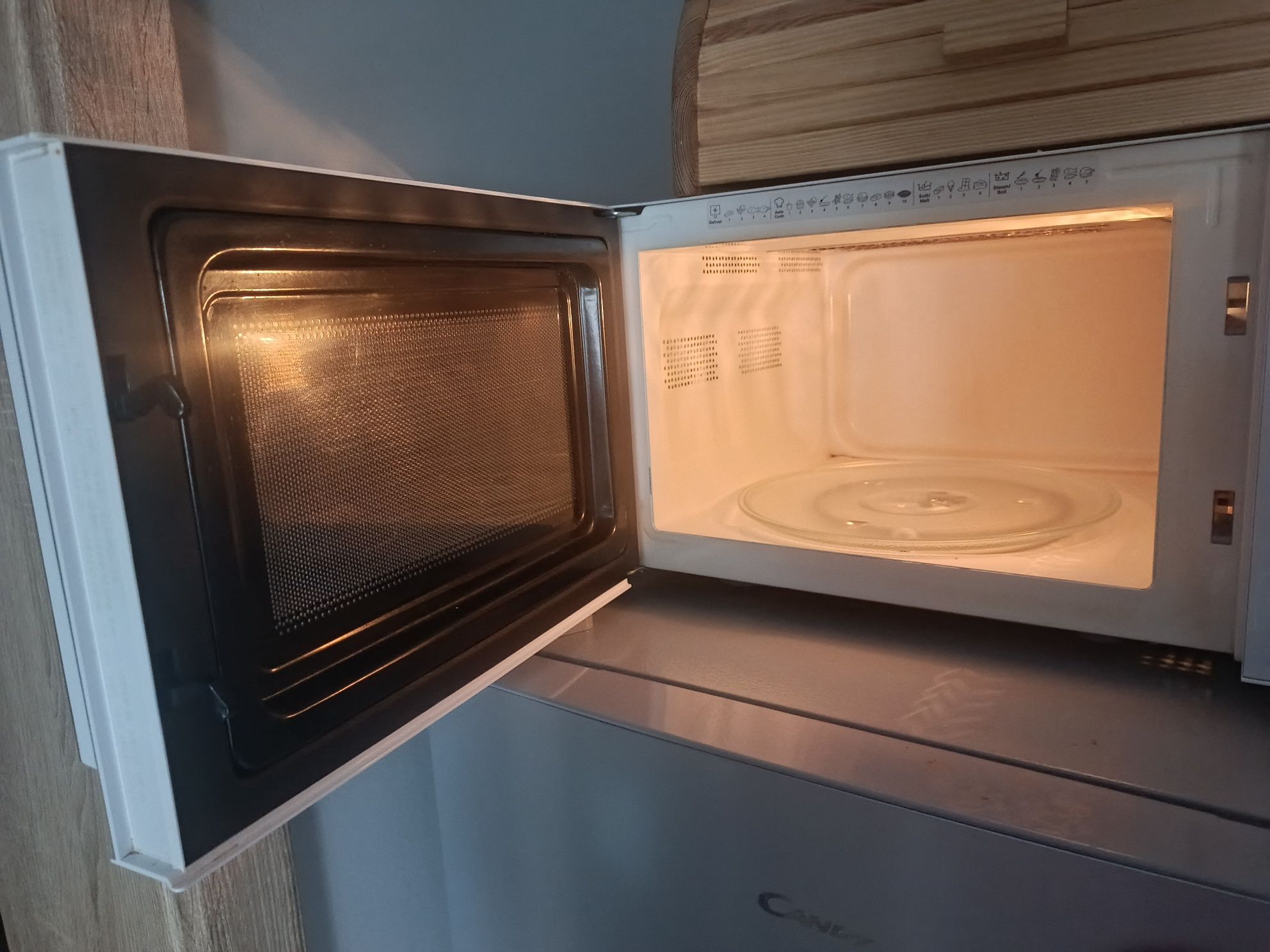 Kuchenka mikrofalowa whirlpool MWP 254w
