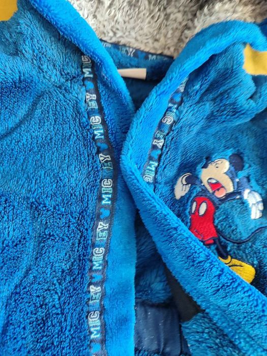 Теплий халат із капюшоном для маленьких 6-9 мес..1э