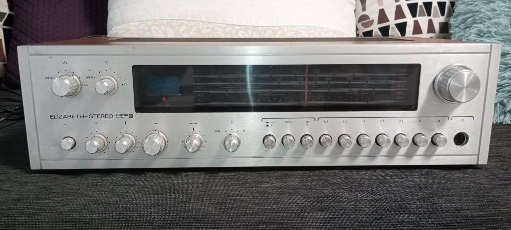 Amplituner Unitra Diora DST 203 stereo