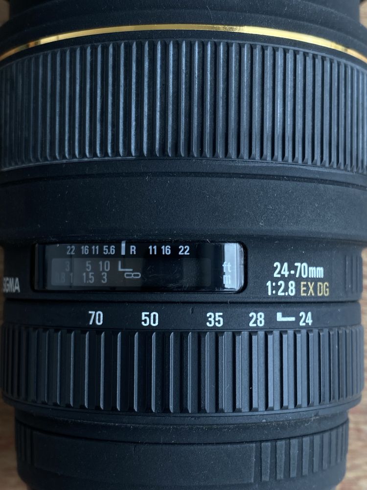 Canon EF > Signa 24-70mm f2.8 EX DG Macro < compativel com full frame