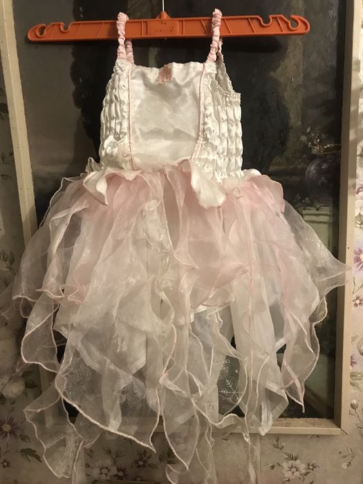 Нарядные праздничные платья на разные размеры
