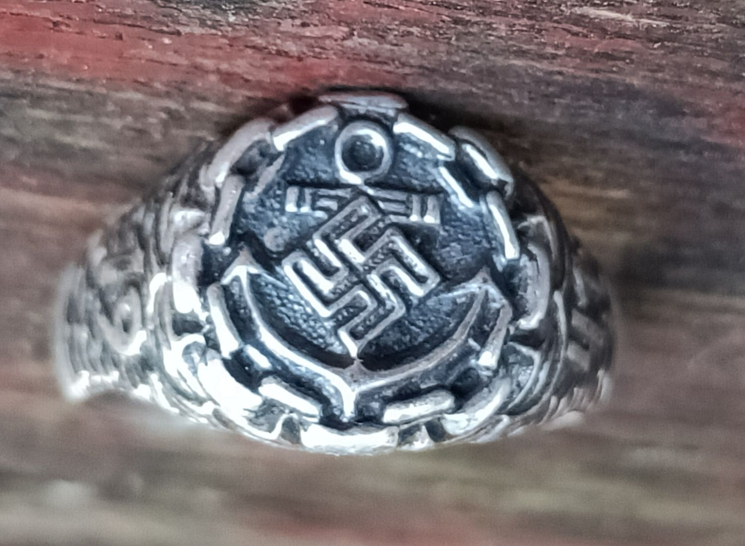 Перстень з написом Pillau. Срібло