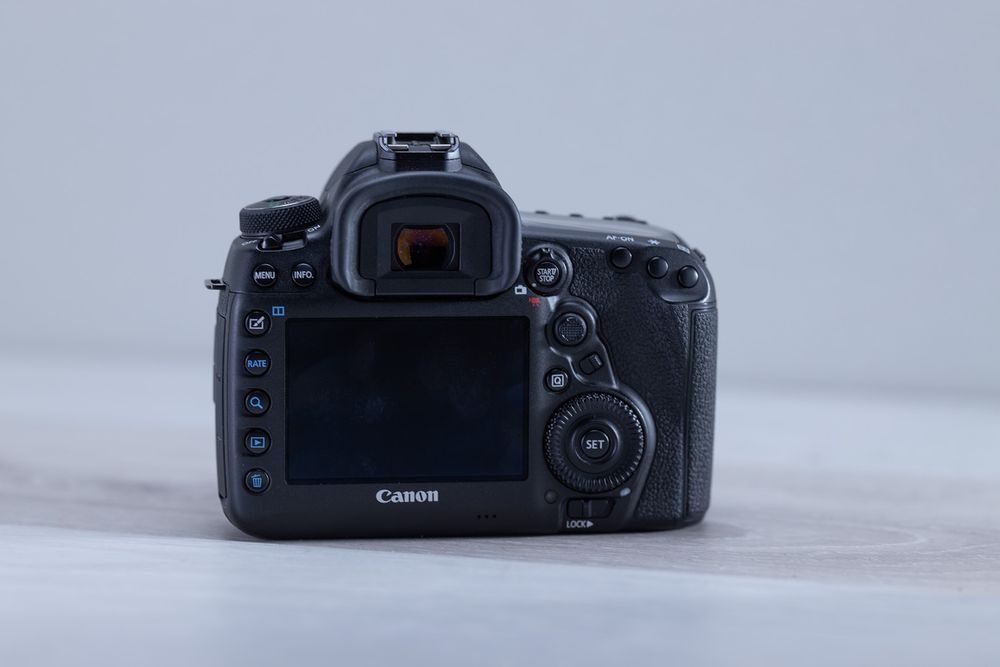 Canon EOS 5D Mark IV в ідеалі ТЕРМІНОВО!