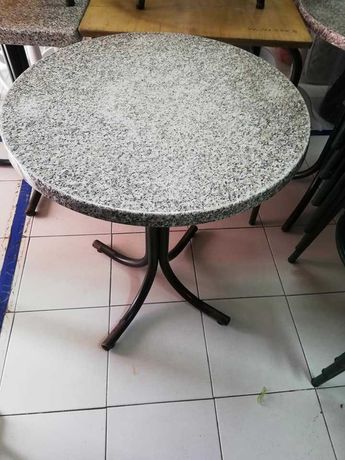 Mesas de café varias cadeiras restaurante a imitar granito como novas