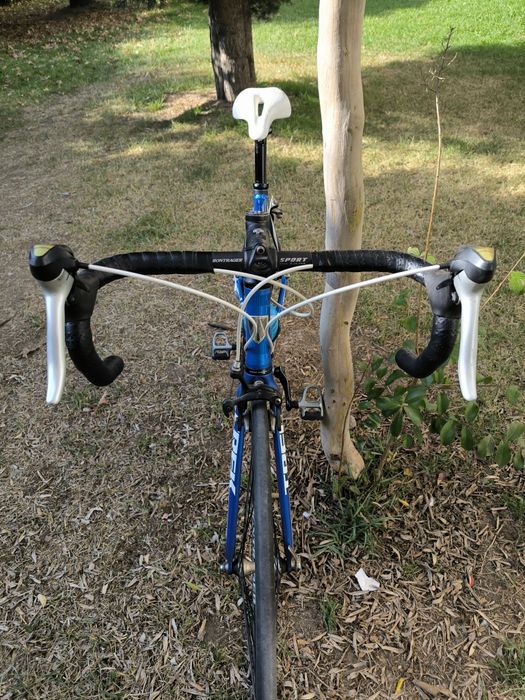 Bicicleta  de estrada TREK