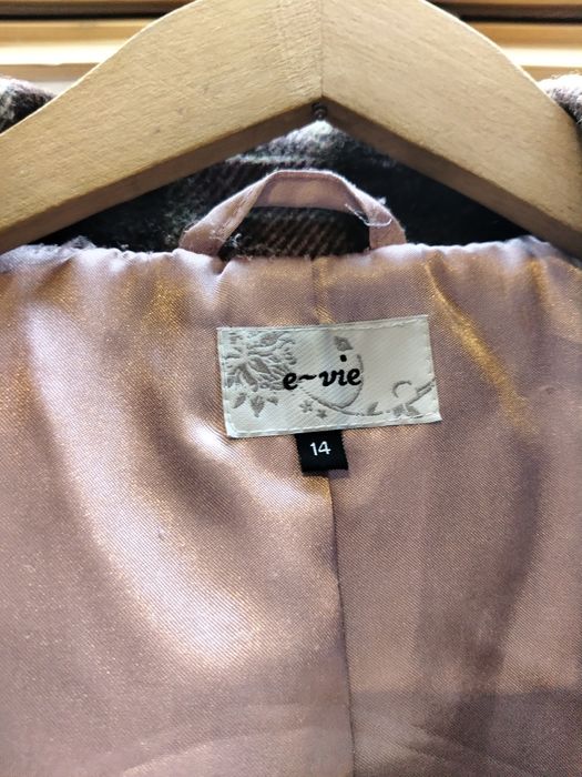 Krótka kurtka/marynarka w kratkę 40/42