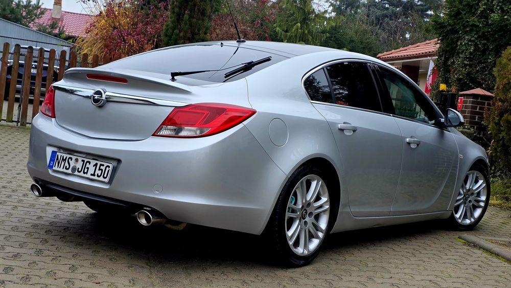 Śliczna Insignia 2.0 Turbo benzyna z Niemiec opłacona