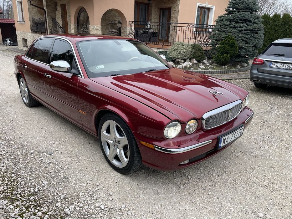 Jaguar XJ8 Vanden Plas