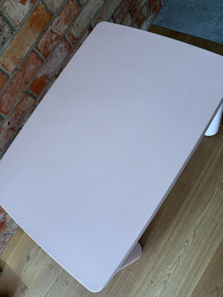 Stolik IKEA dla dziecka róż BDB