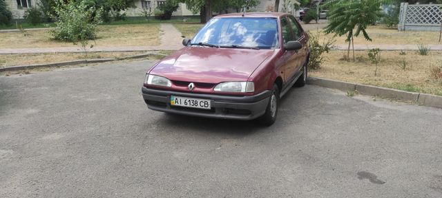 Renault 19 1.4 газ/бензин 1999 Europa