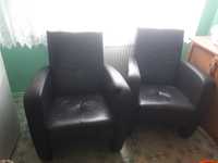 Czarne skórzane fotele