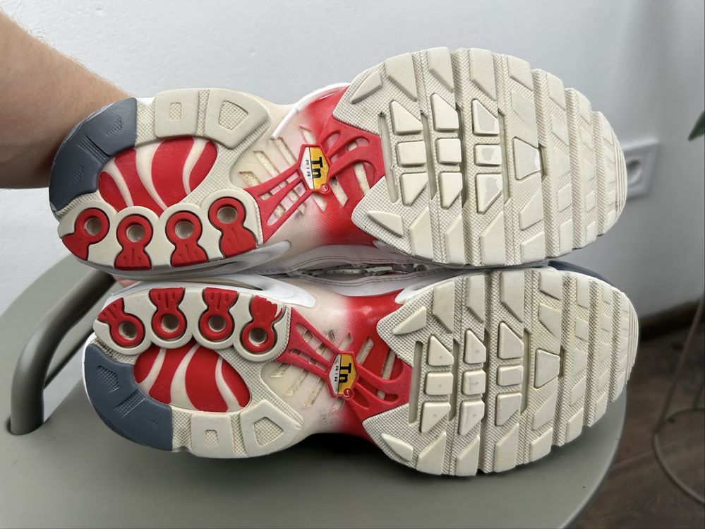 Оригінал! Кросівки Nike Air Max Plus 38.5 розмір 03045