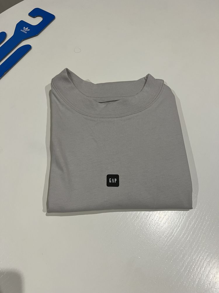 Yeezy gap balenciaga t shirt