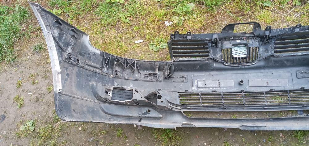 Seat leon toledo 2 сеат леон толедо  бампер