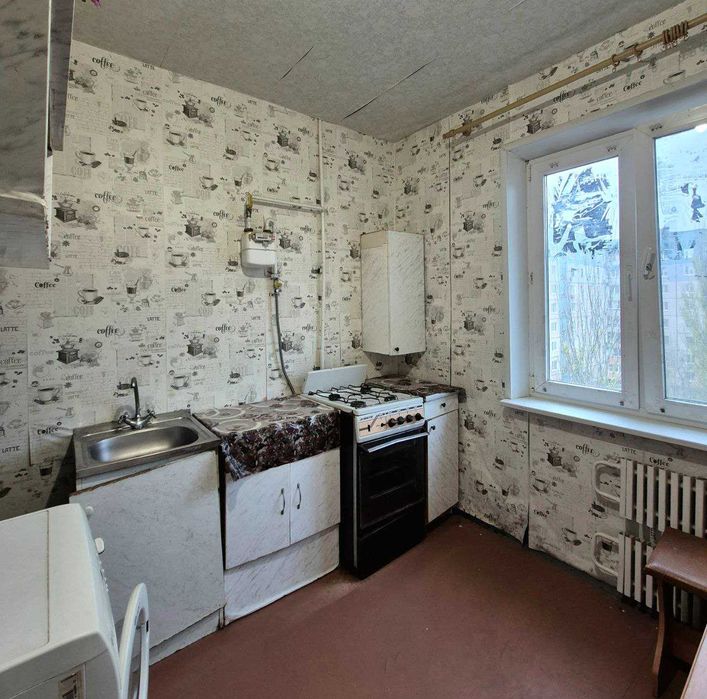 Продам житлову  1-но кім квартиру Східний Лісового