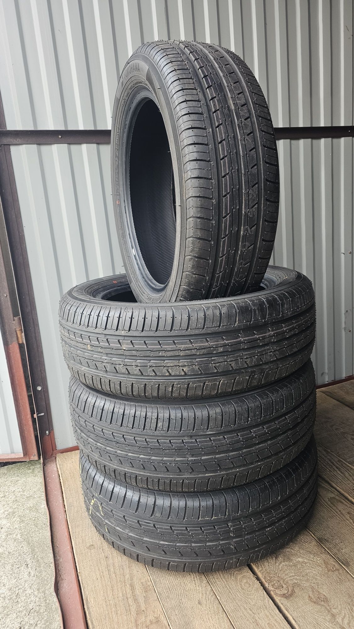 Yokohama BluEarth-Es es32 185/55r16 83V