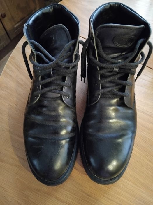 Чоловічі шкіряні черевики
