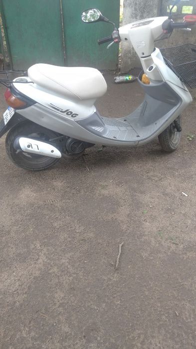 Ямаха некс зон.  Заводиться, їде. Поршньова хороша.. Резина, ходова в