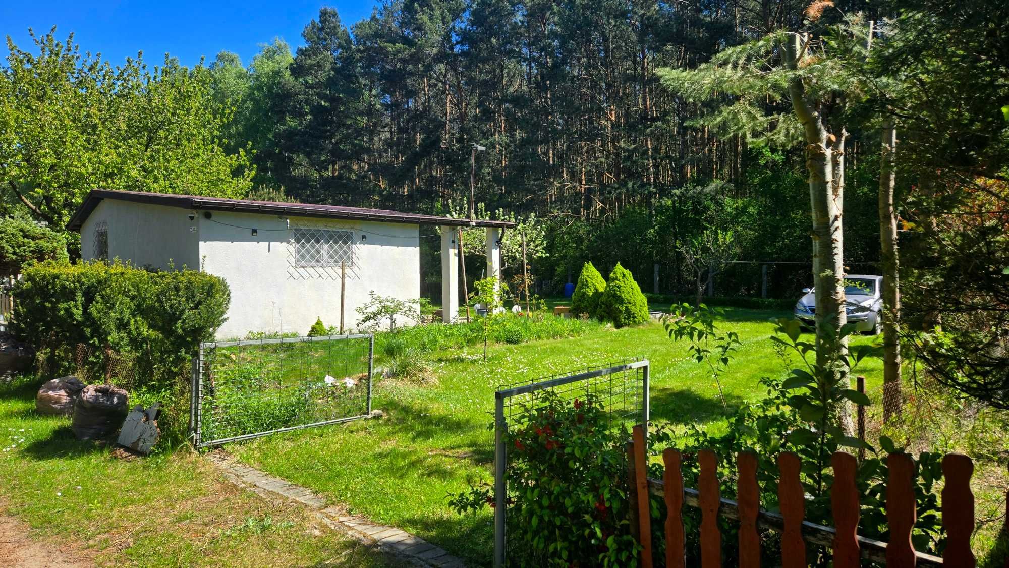 Sprzedam działkę (RODO)