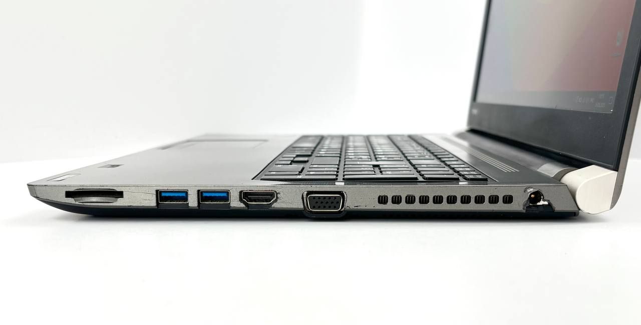 Ноутбук Toshiba Tecra A50-C (i5-6300U/ 8 GB/ 150 GB) 6379 б/в
