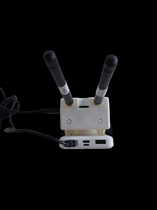 Stratux - ADS-B receiver (inclui powerbank)