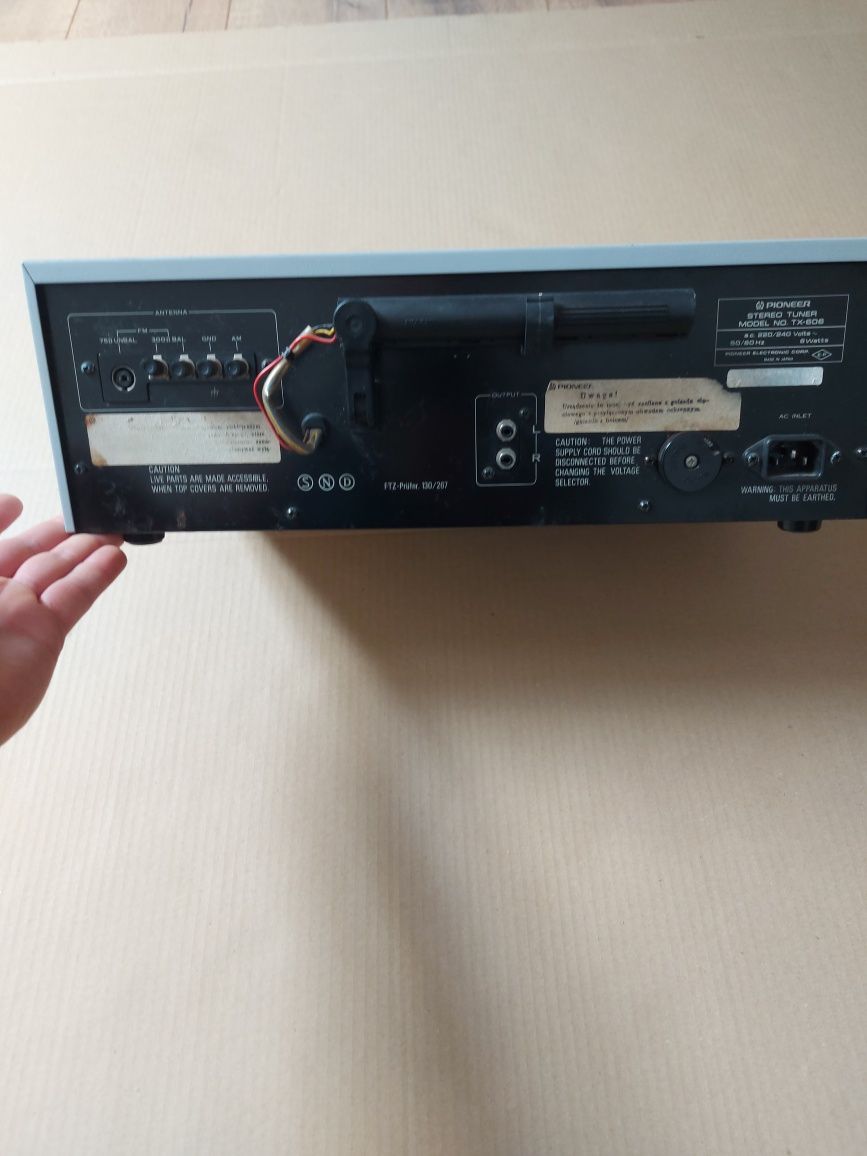 Pioneer  stereo tuner TX 606