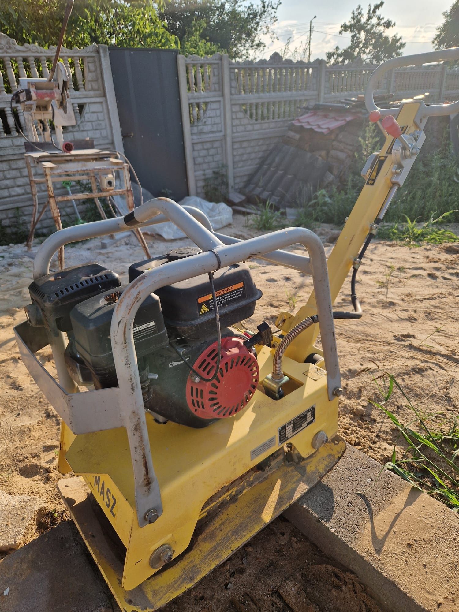 Zagęszczarka z rewersem 130 kg