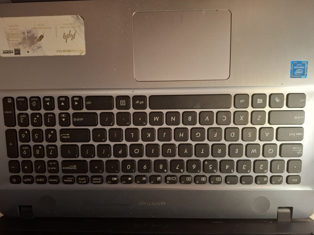 Laptop ASUS Sonicmaster Vivobook Max