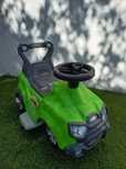 Carro jipe criança