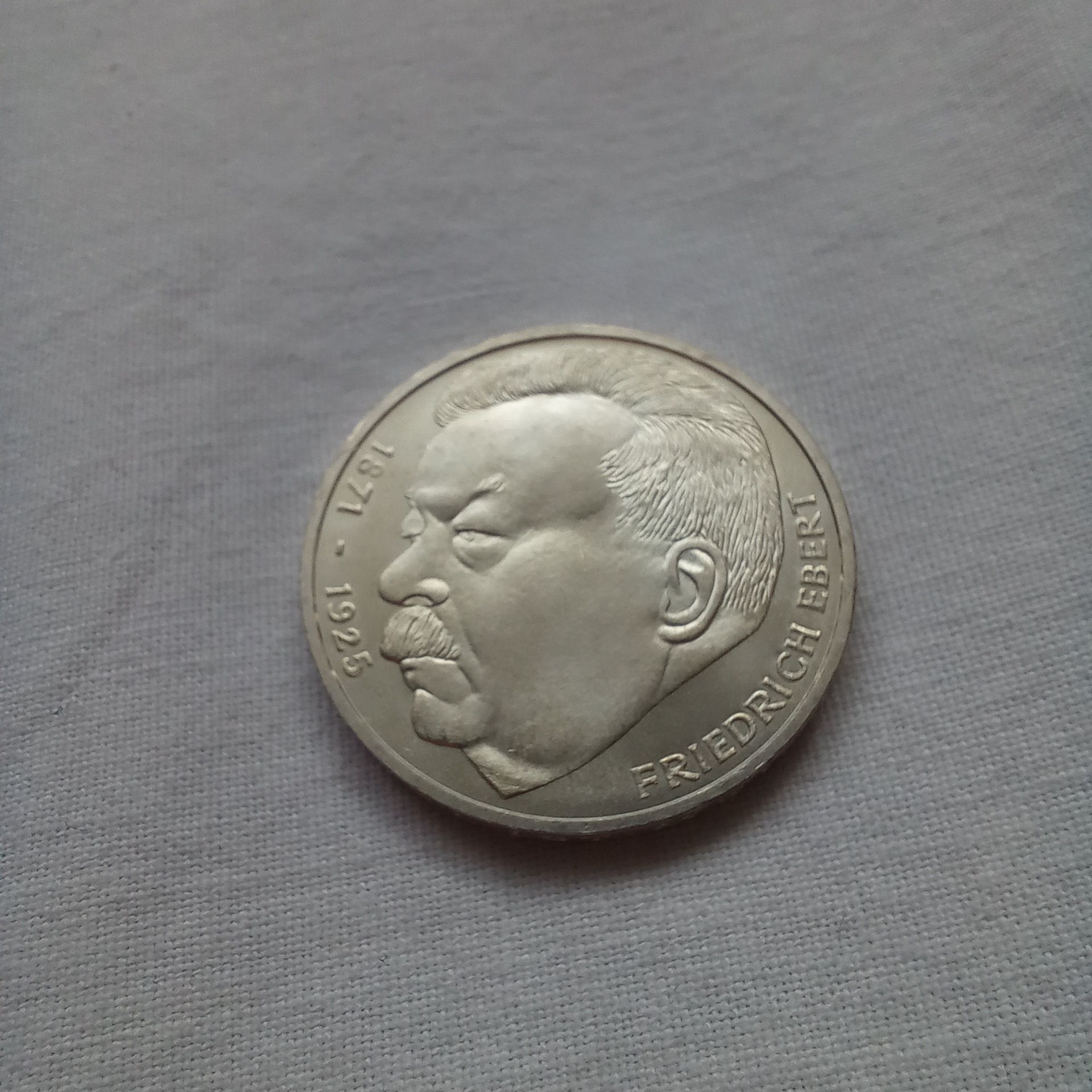 Монета срібна 5 марок ФРН 1975 р.