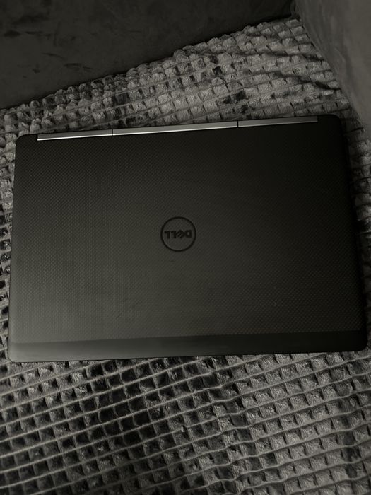 Ноутбук dell precision 7510 Intel Core i7-6820HQ 16 ОЗУ