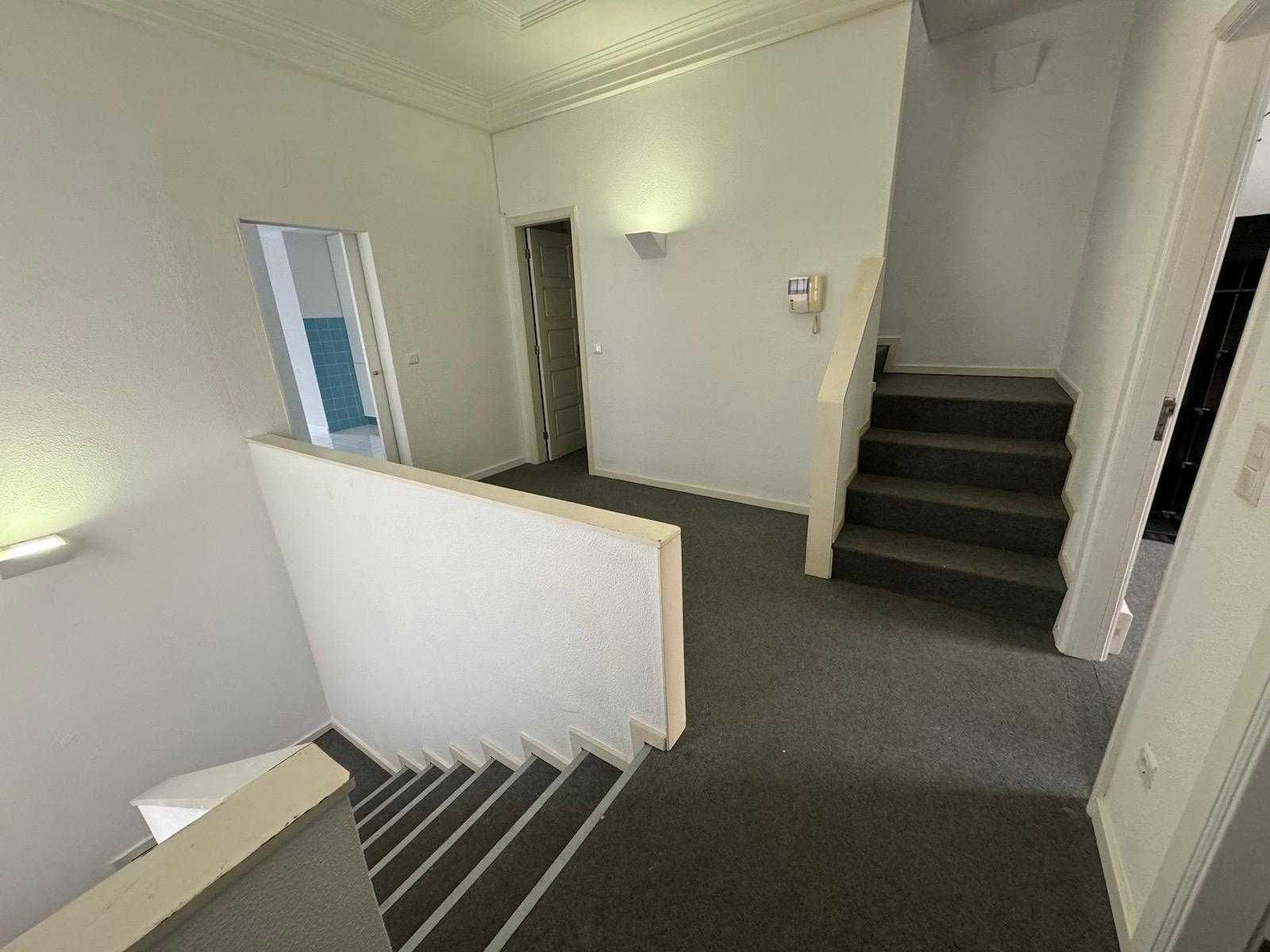 Quarto à PJ, metro Salgueiros e P. universitário - só estudantes