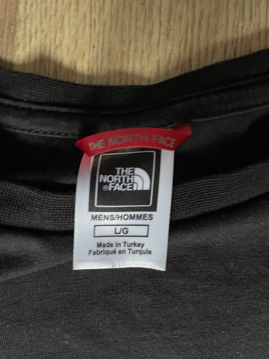 Футболка The North Face