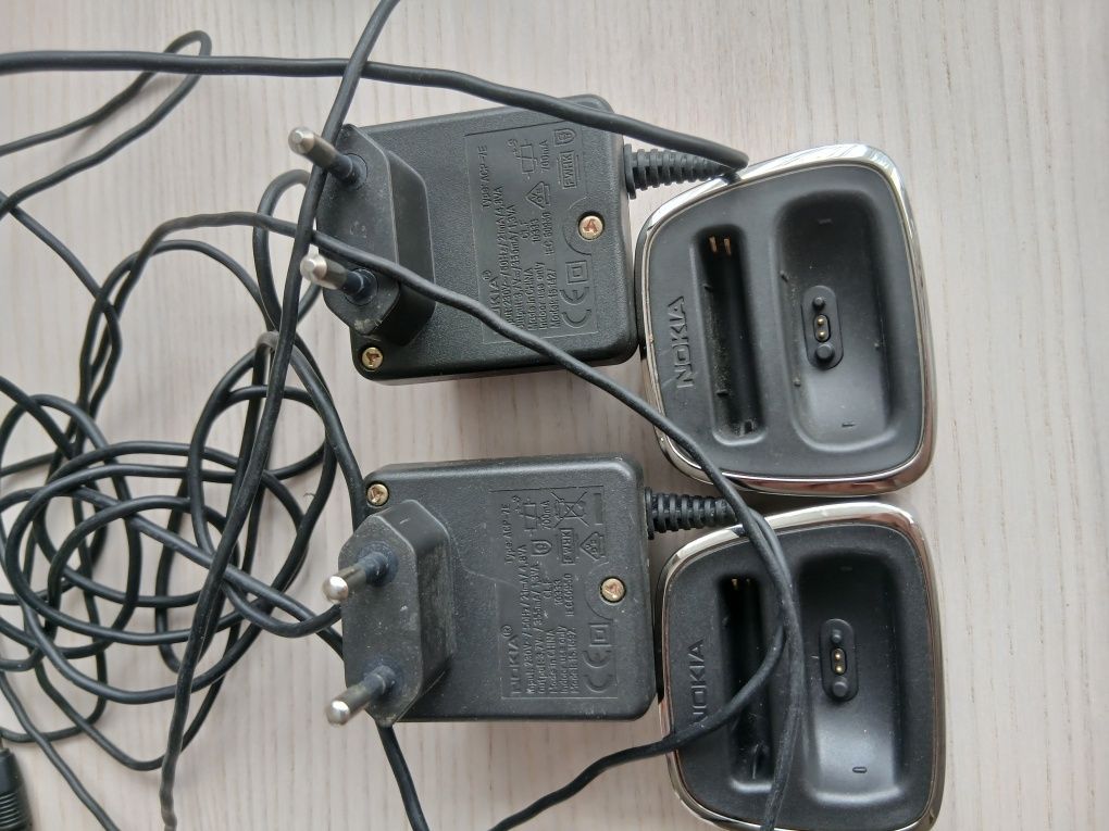 Зарядна док-станция для NOKIA 8800