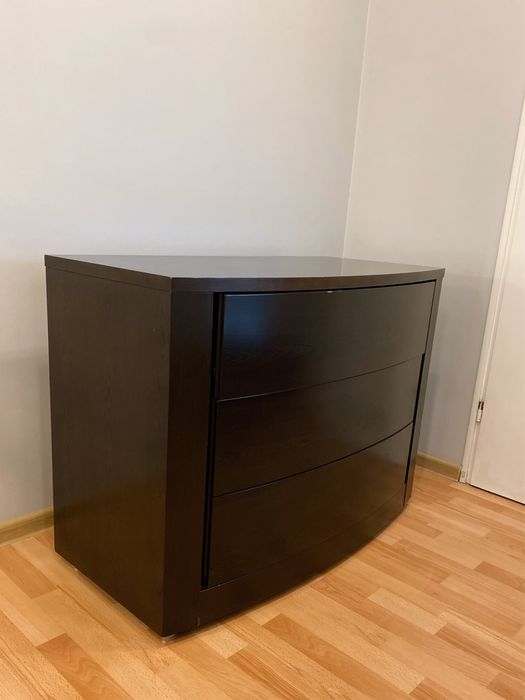 Masywna, retro komoda z drewna wenge. Cena do negocjacji