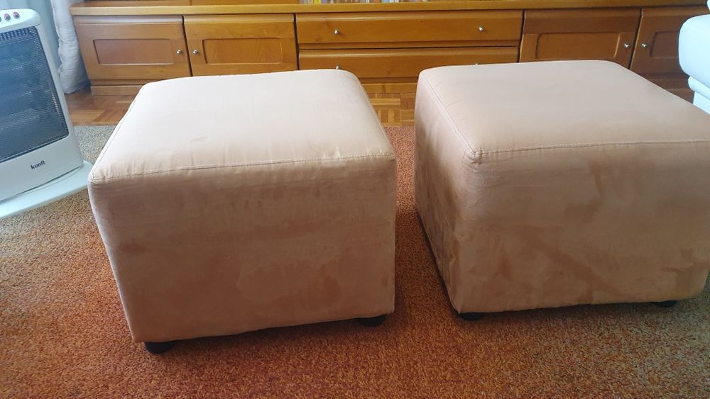 2 puf para apoio de pés,  ou usadas