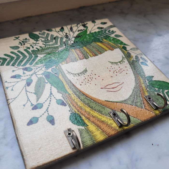 Wieszak na klucze ręcznie robiony w technice decoupage