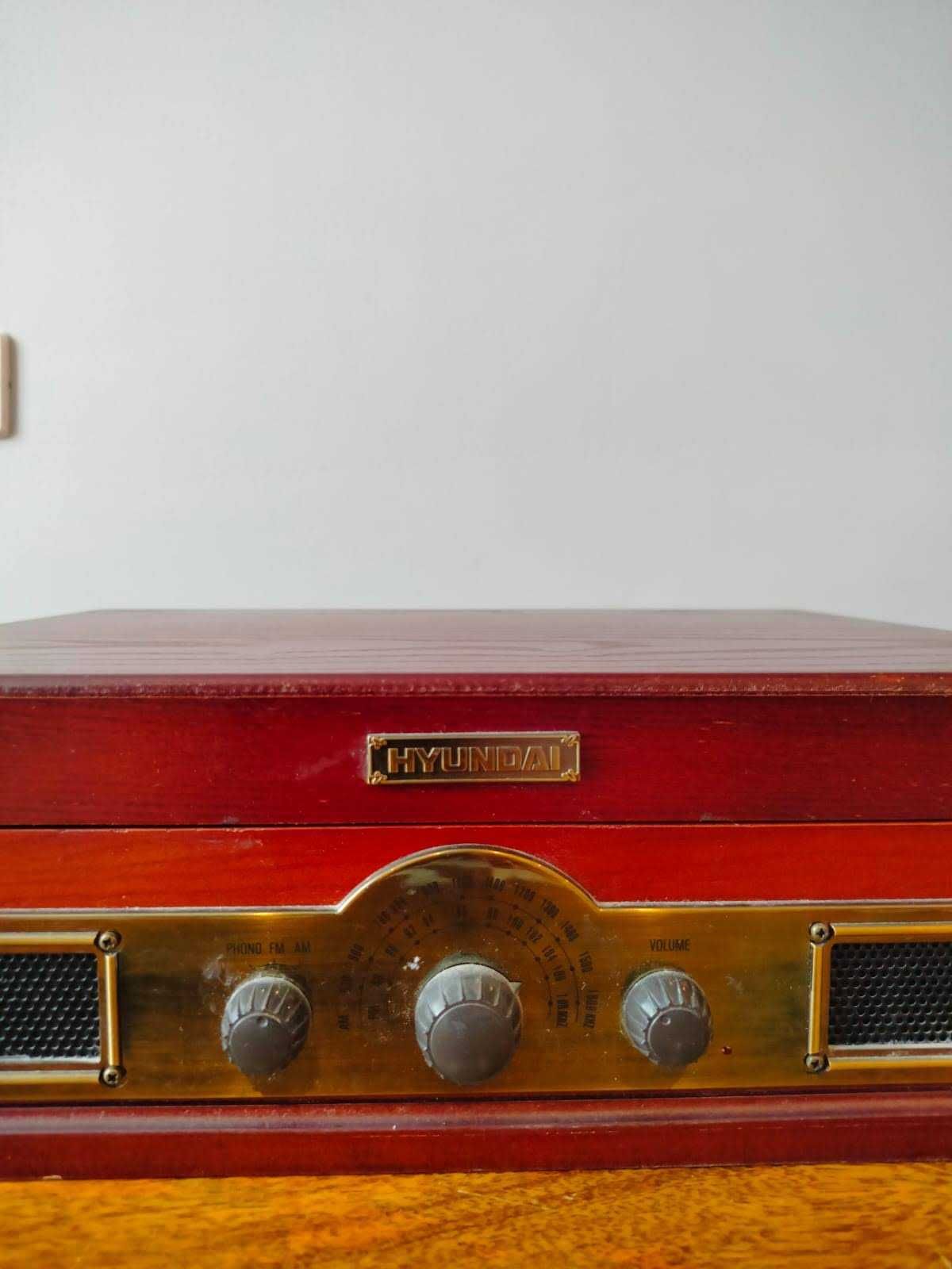 Gramofon vintage +radio