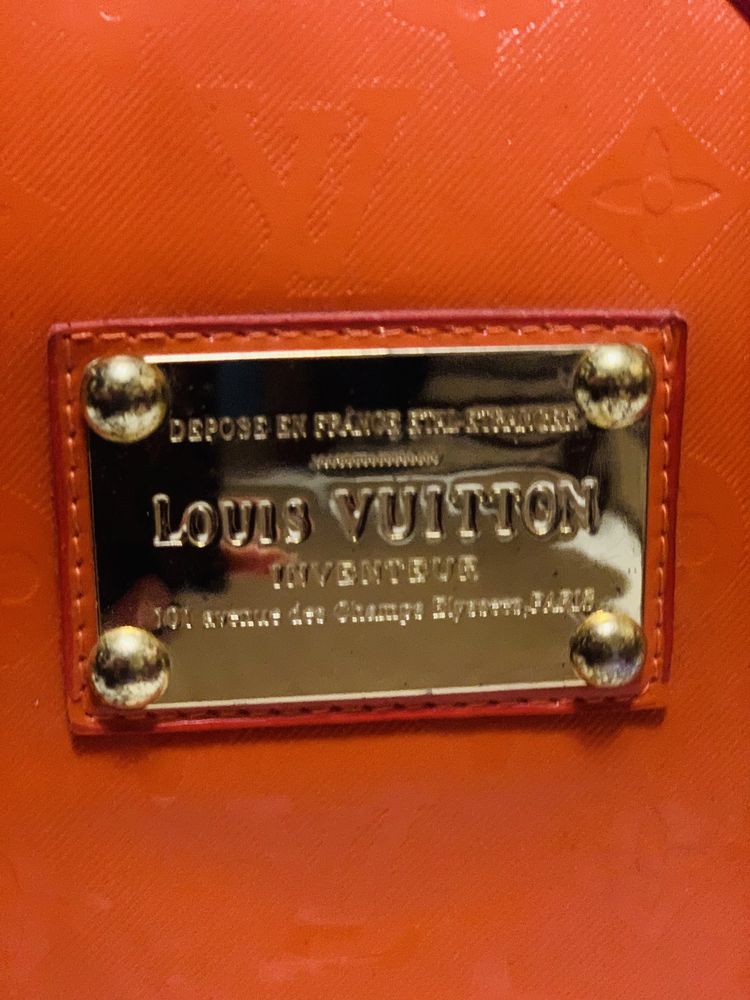 Яркая сумка в стиле Louis Vuitton