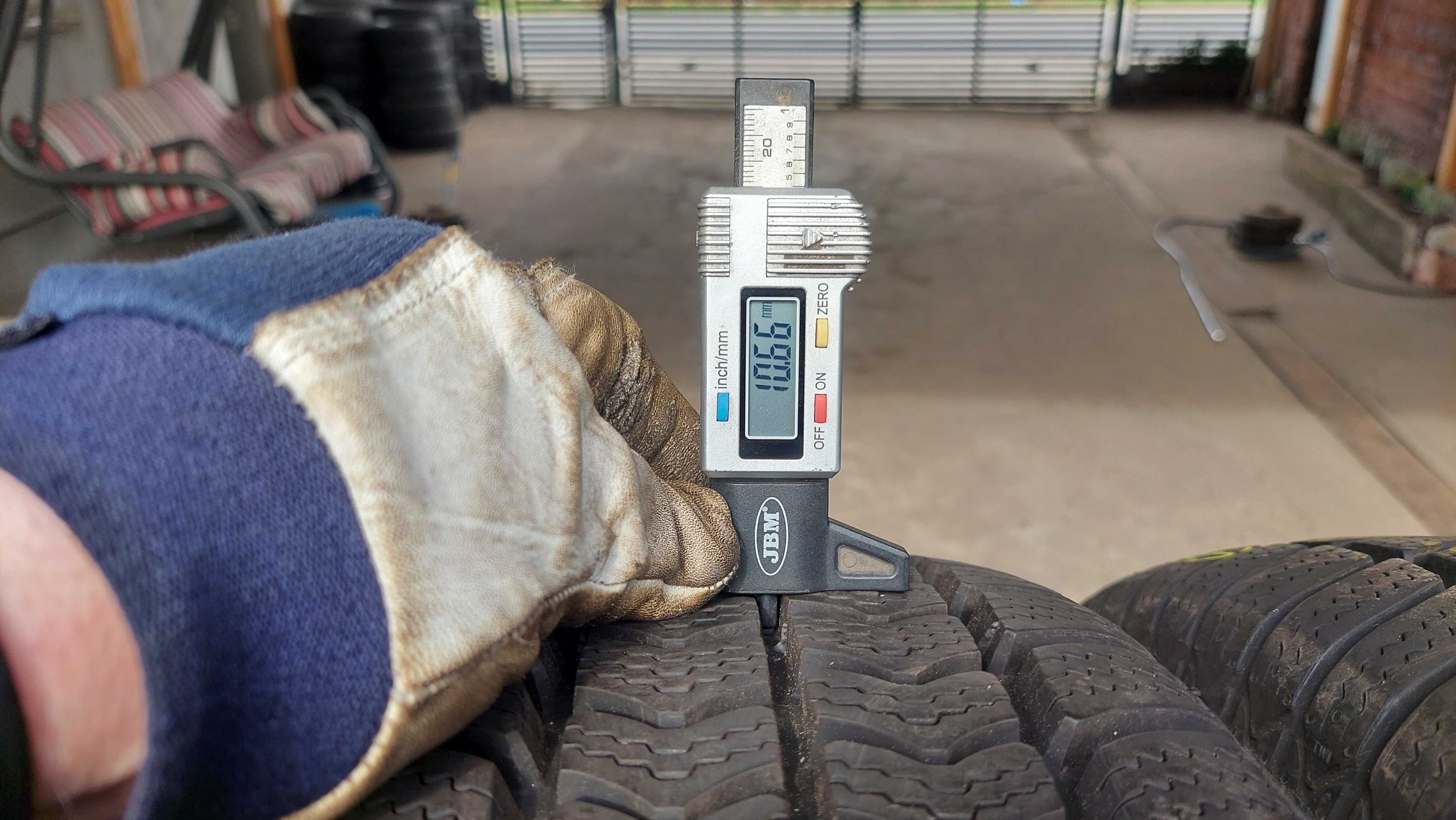 Opony zimowe 4x 195/70r15C Semperit Van-Grip 2 DEMO 10mm MONTAŻ