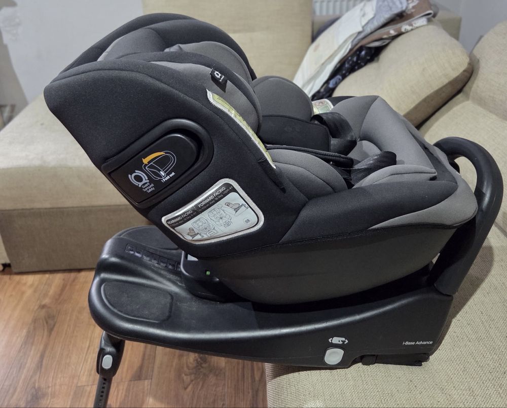 Fotelik samochodowy z podstawą isofix
