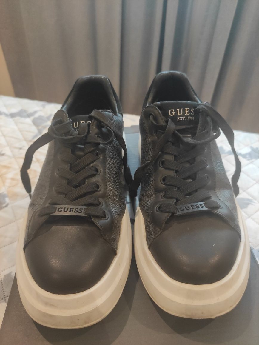 Sapatilhas homem guess