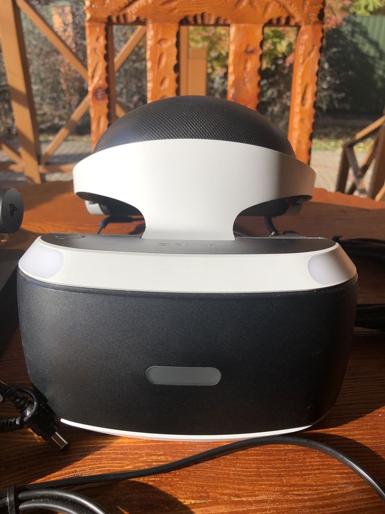Очки шлем виртуальная реальность  SONY PS 4 с камерой.