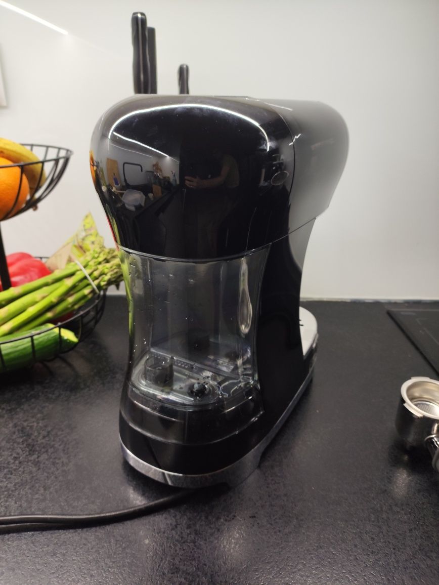 Ekspres kolbowy SMEG ECF02BLEU czarny
