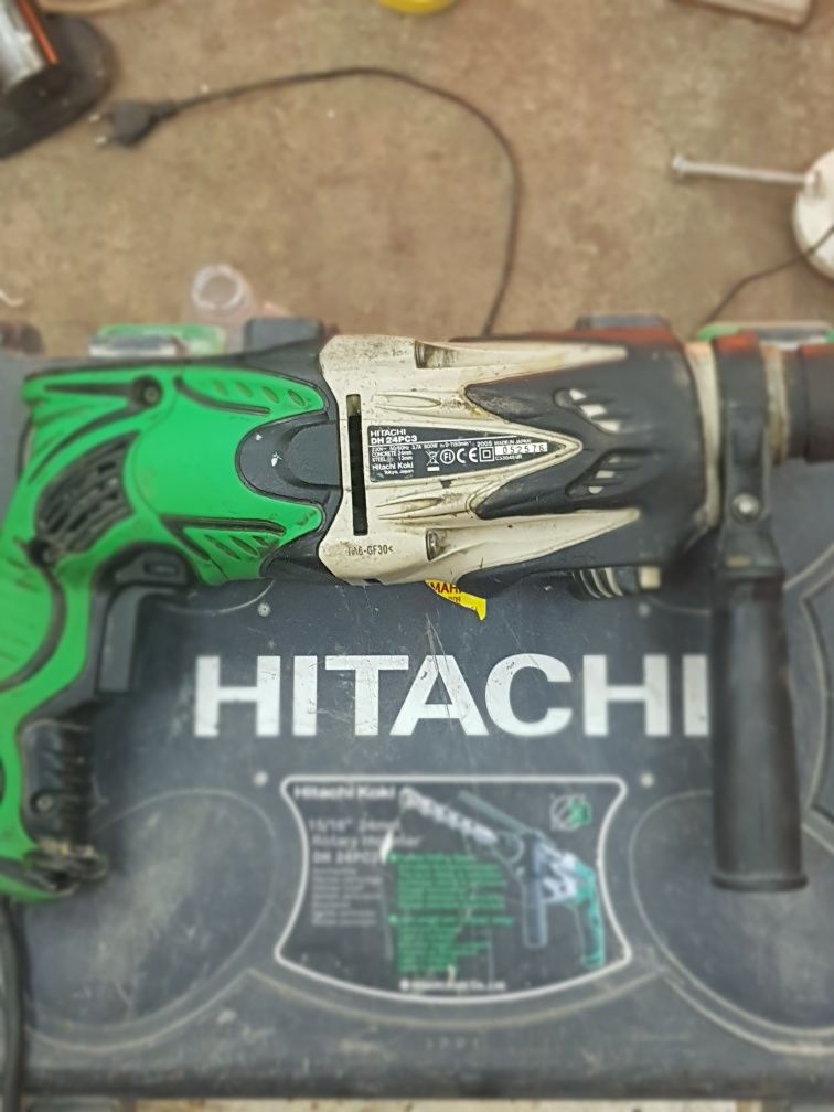 Перфоратор Hitachi DH24PC3